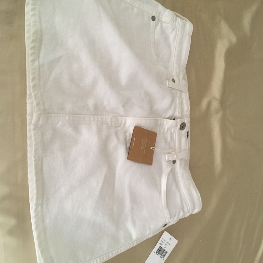 NWT AG Adriano White Mini Skirt 31